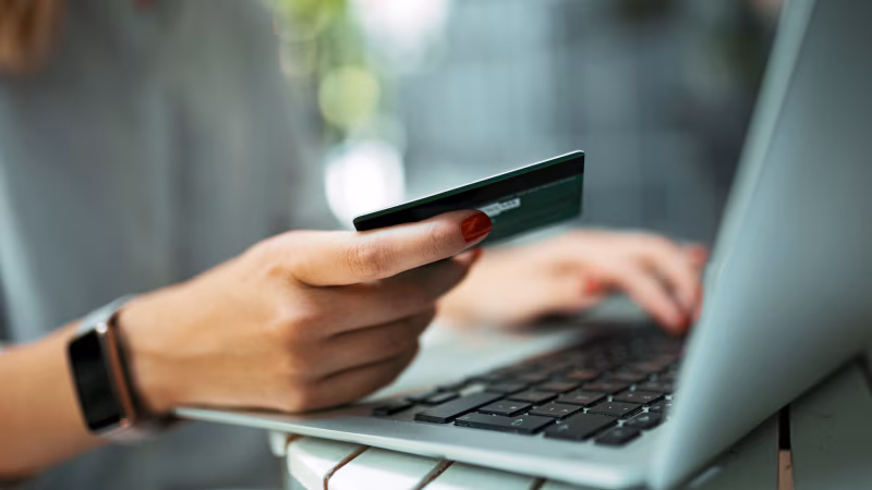 Tips Safely Use Your Credit Card Online